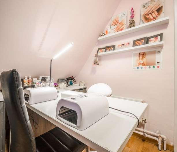 schoonheidsspecialisten Zele | Pura Nails , Nagelstudio & Pedicure